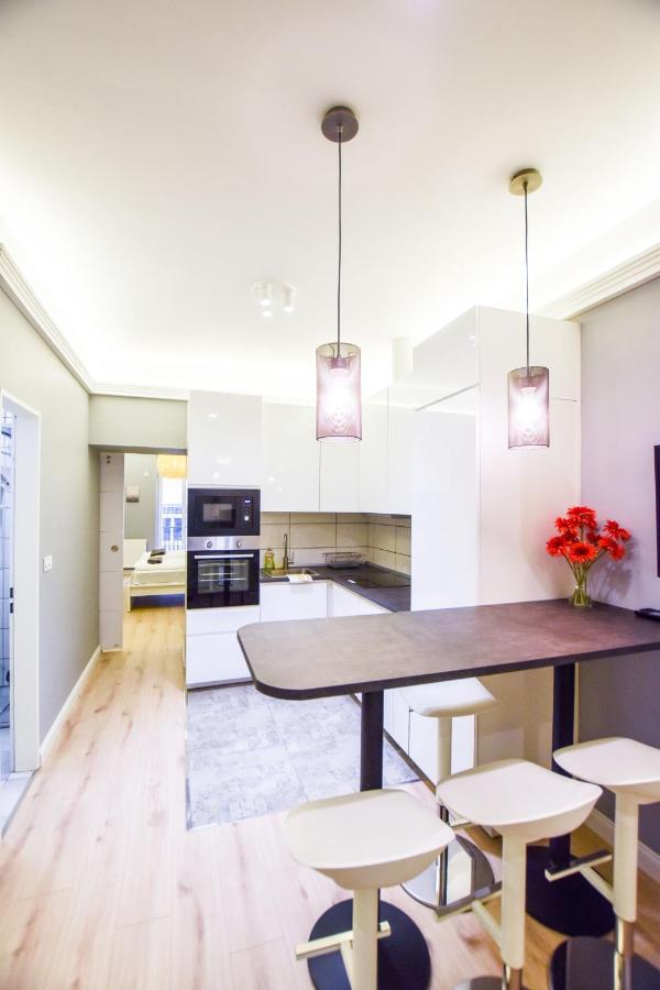 Riverside Apartment In Downtown 부다페스트 외부 사진